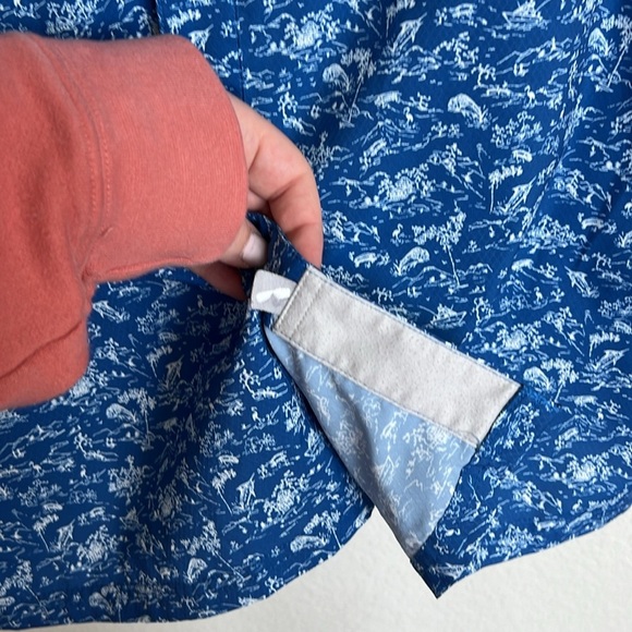 Columbia Men's PFG Blue Boat Print Button Down Shirt - Picture 5 of 8